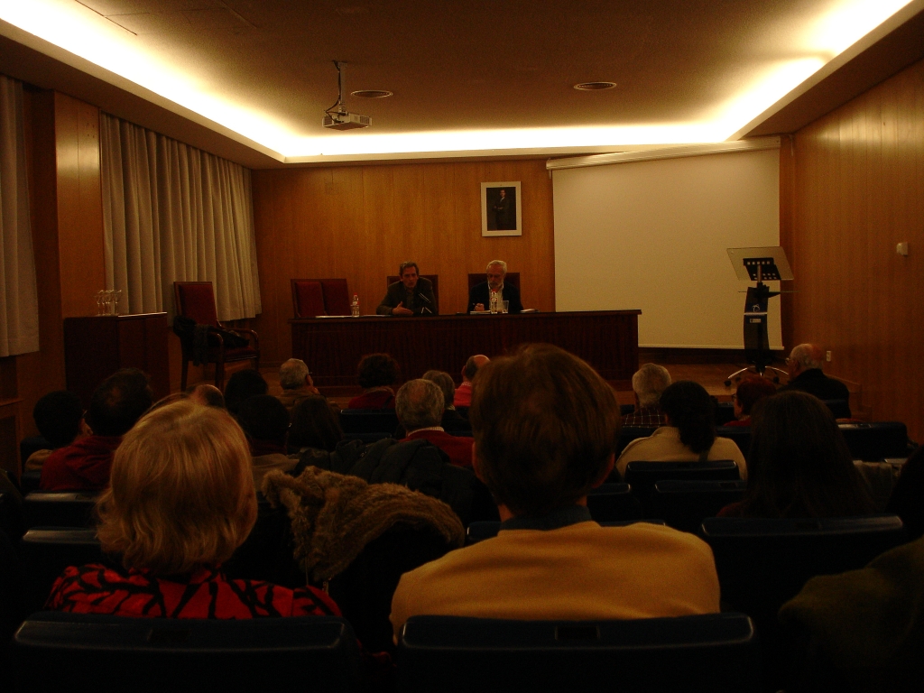 Imagen de los asistentes a la ponencia